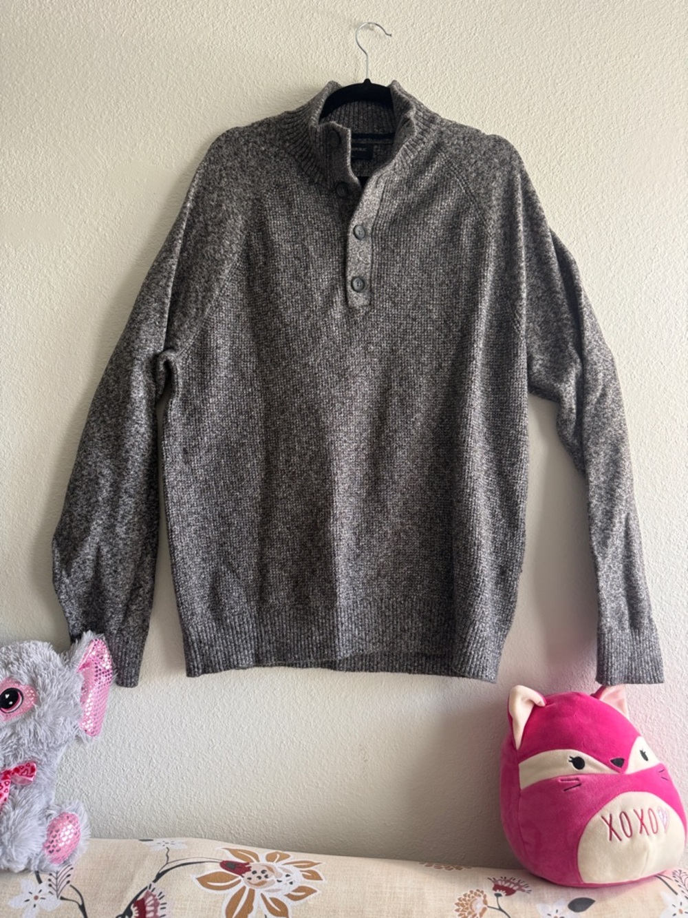 Banana Republic Men's Heather Gray Zip-Neck Pullover Sweater